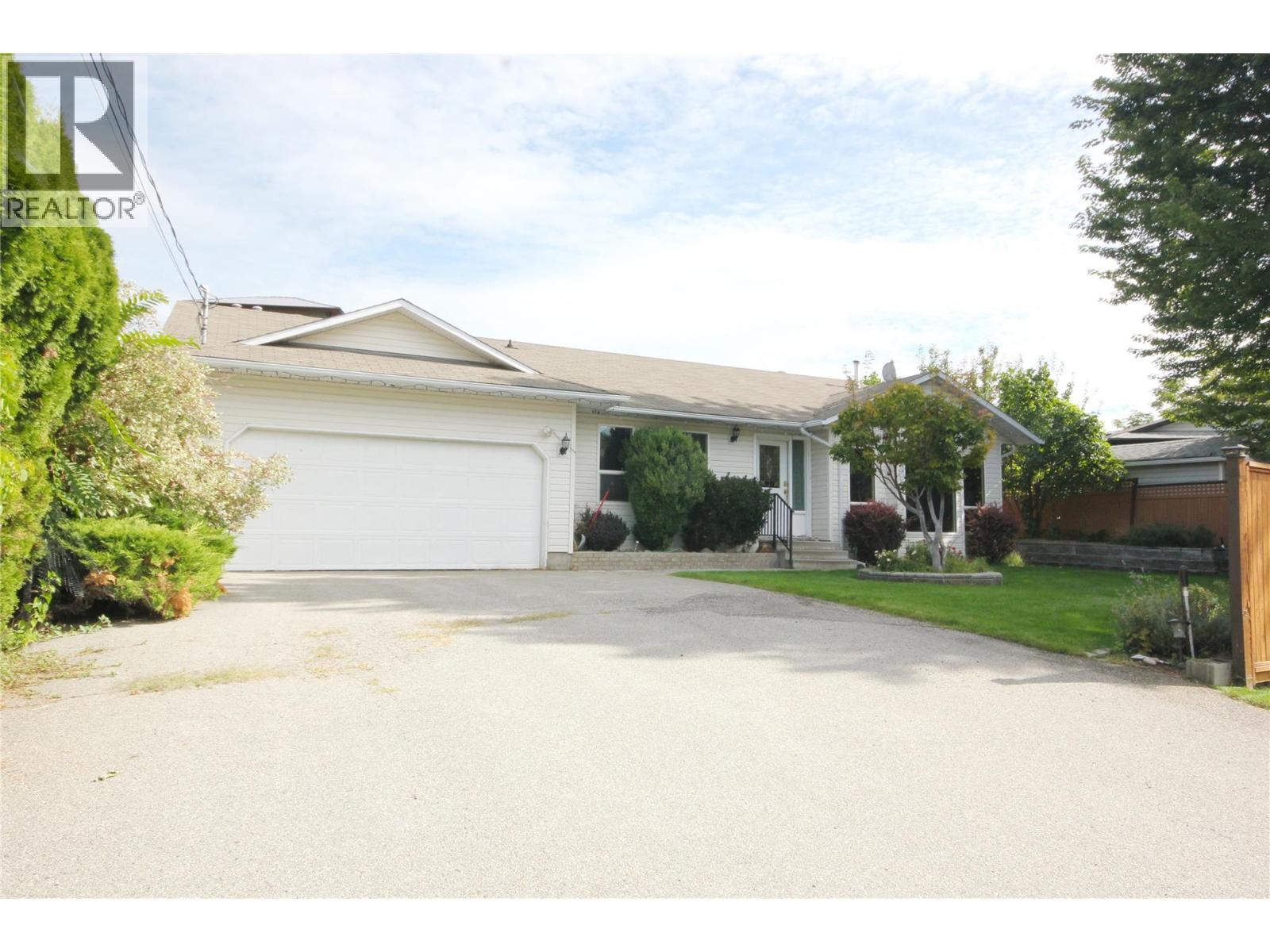 333 JUNIPER Avenue, Kaleden