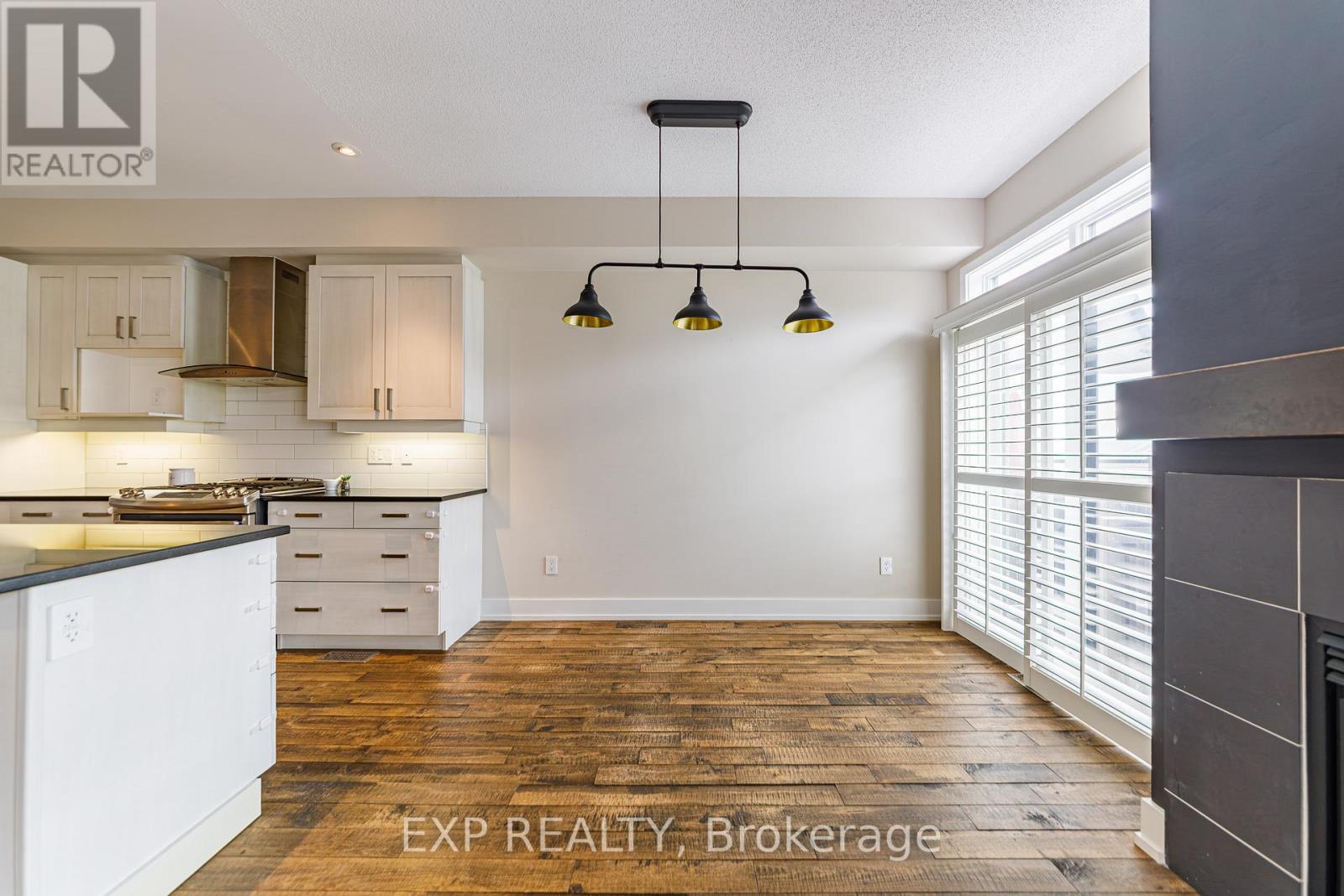 605 TENNANT WAY, Ottawa. Luxury613. By Peter Sagos - Image 10