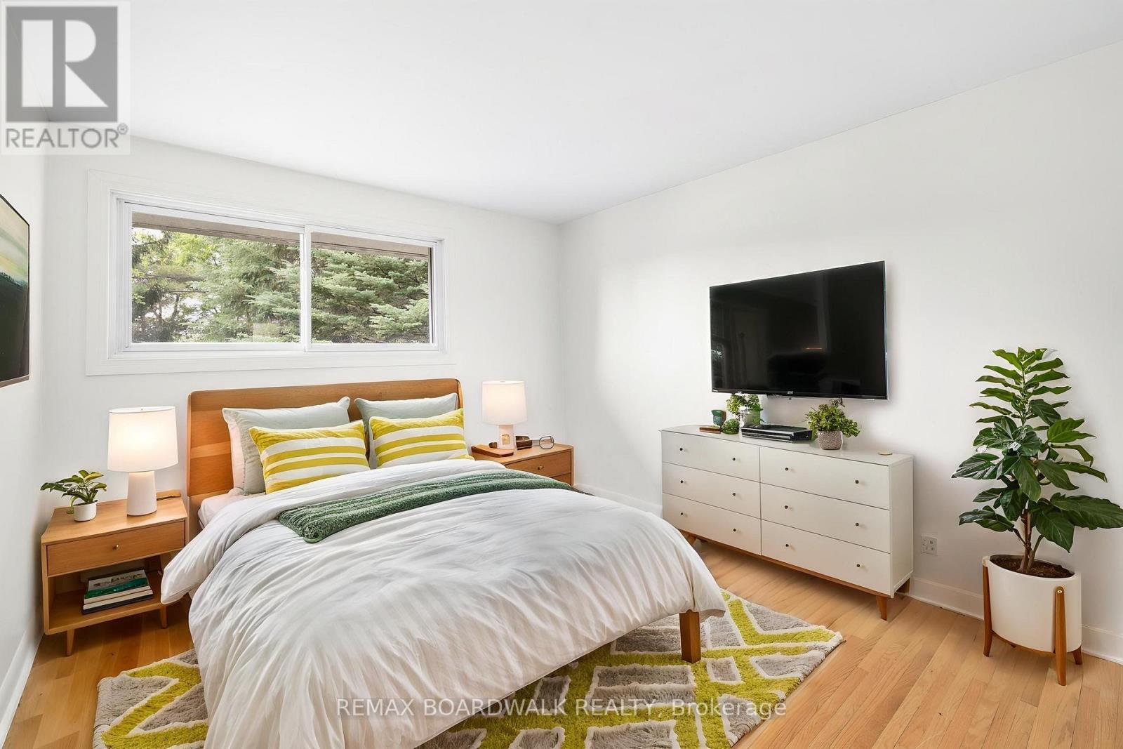 2 Bed, 2 Bath House for Sale in Perth – 24 NORTH STREET N, Perth – MLS# X13526182 - Image 15