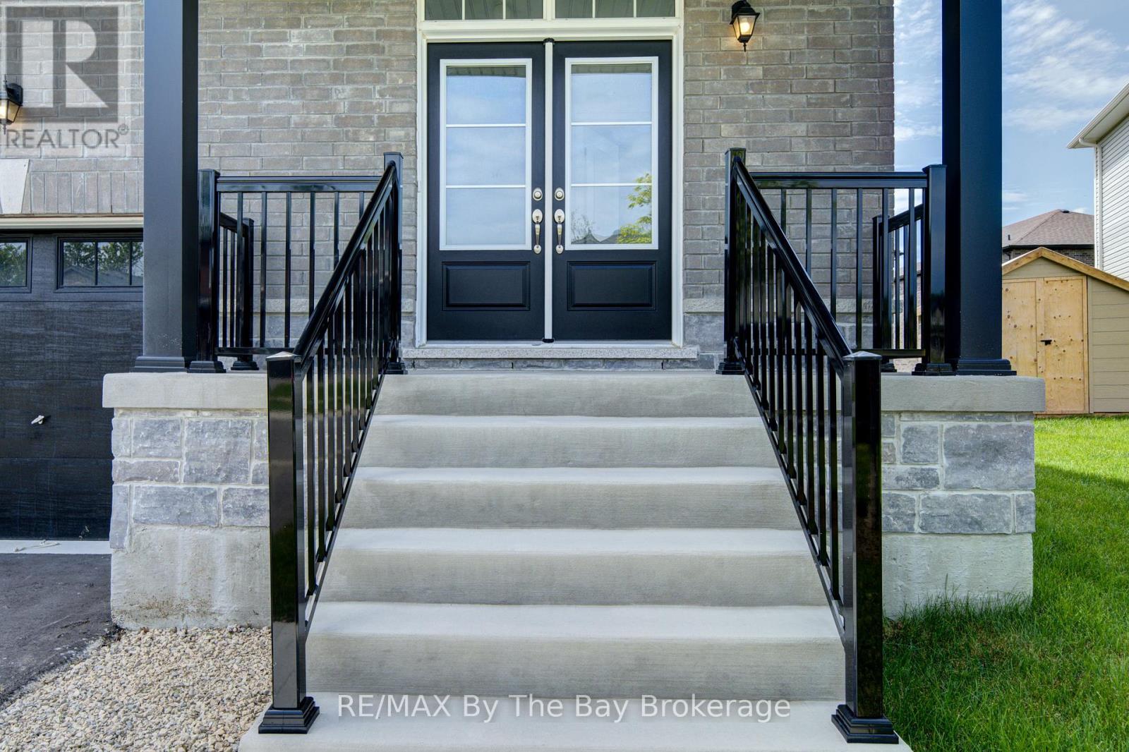 19 AMBER DRIVE - 2
