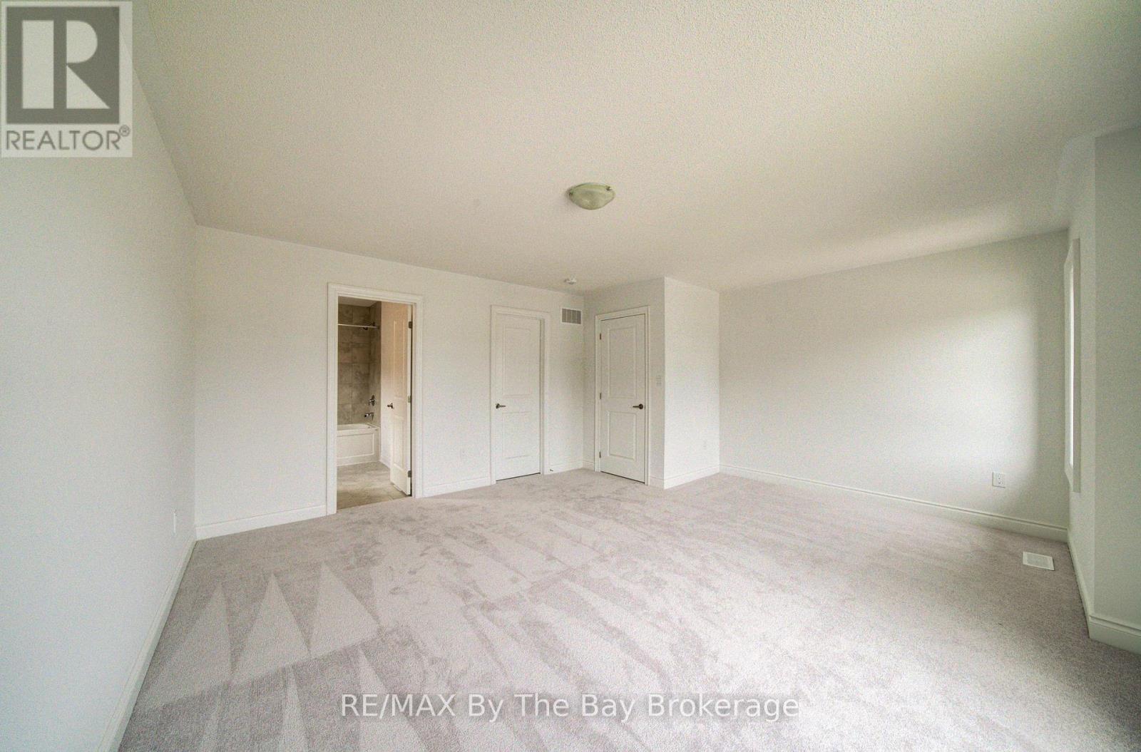 19 AMBER DRIVE - 30