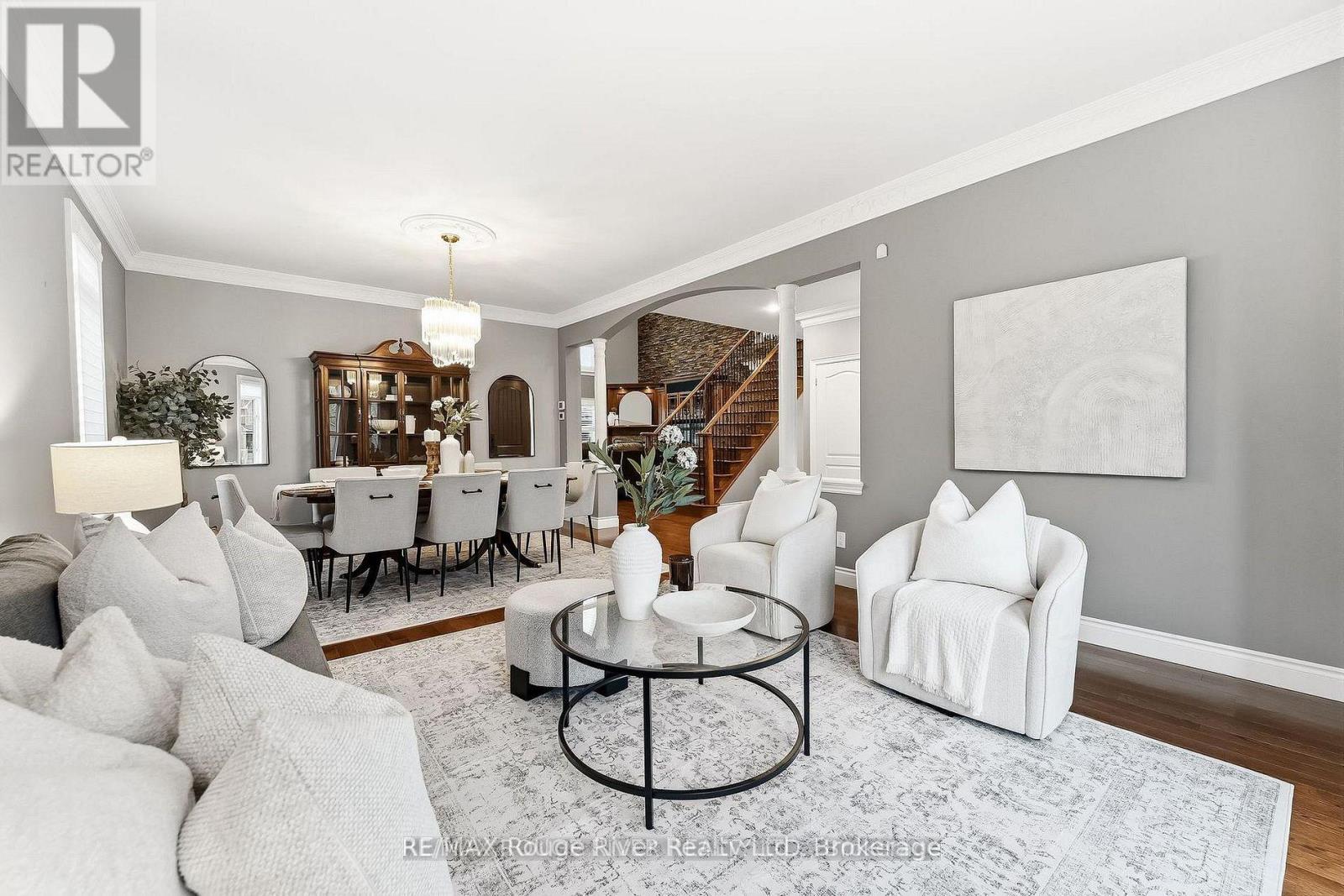 30 HANOVER COURT - 18