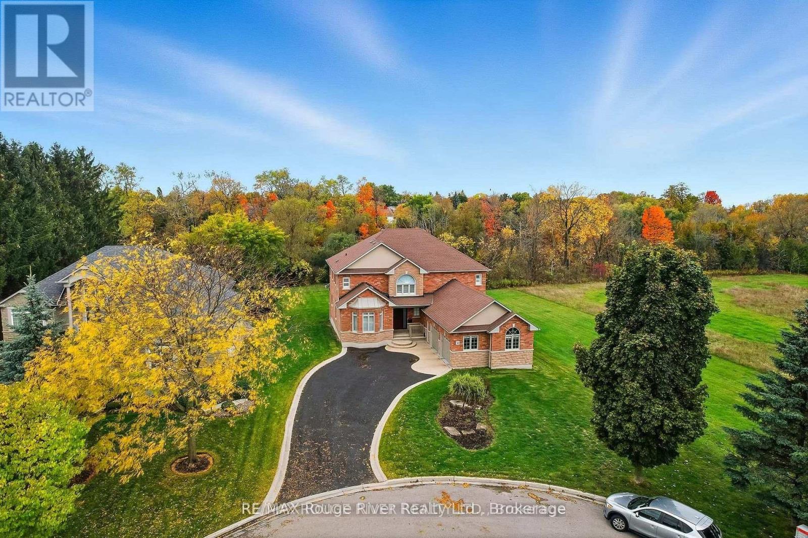 30 HANOVER COURT - 3