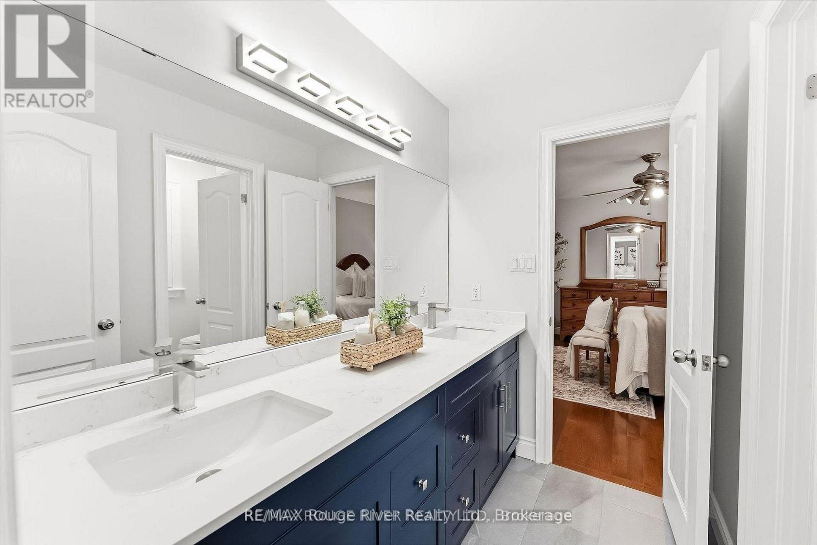 30 HANOVER COURT - 30