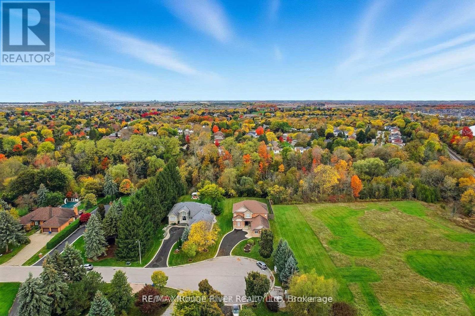30 HANOVER COURT - 5