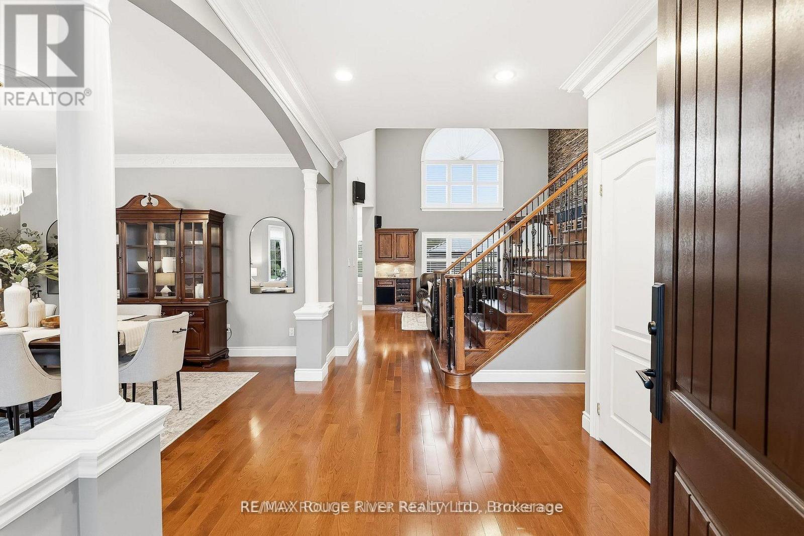 30 HANOVER COURT - 7