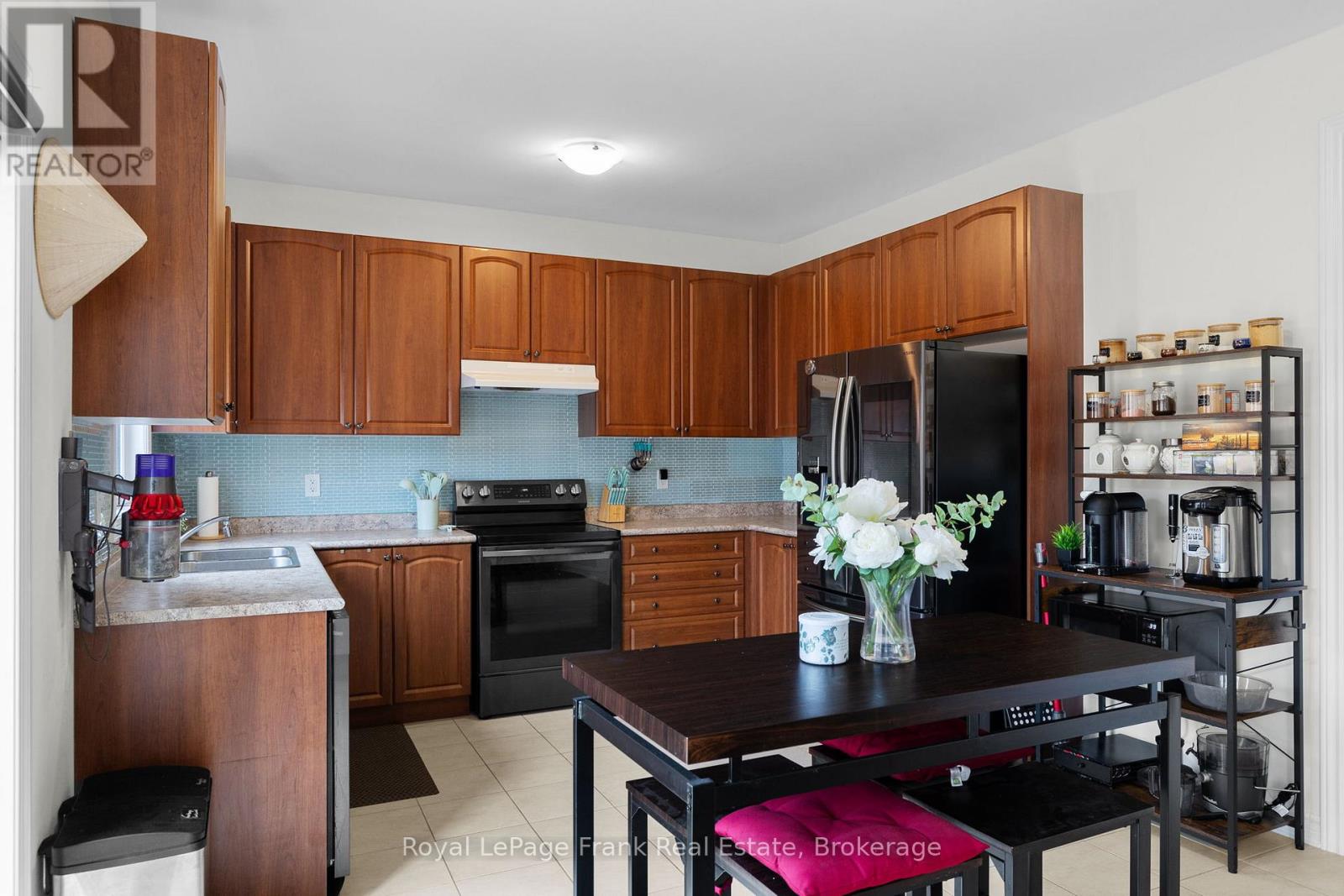 18 STODDART STREET - 21