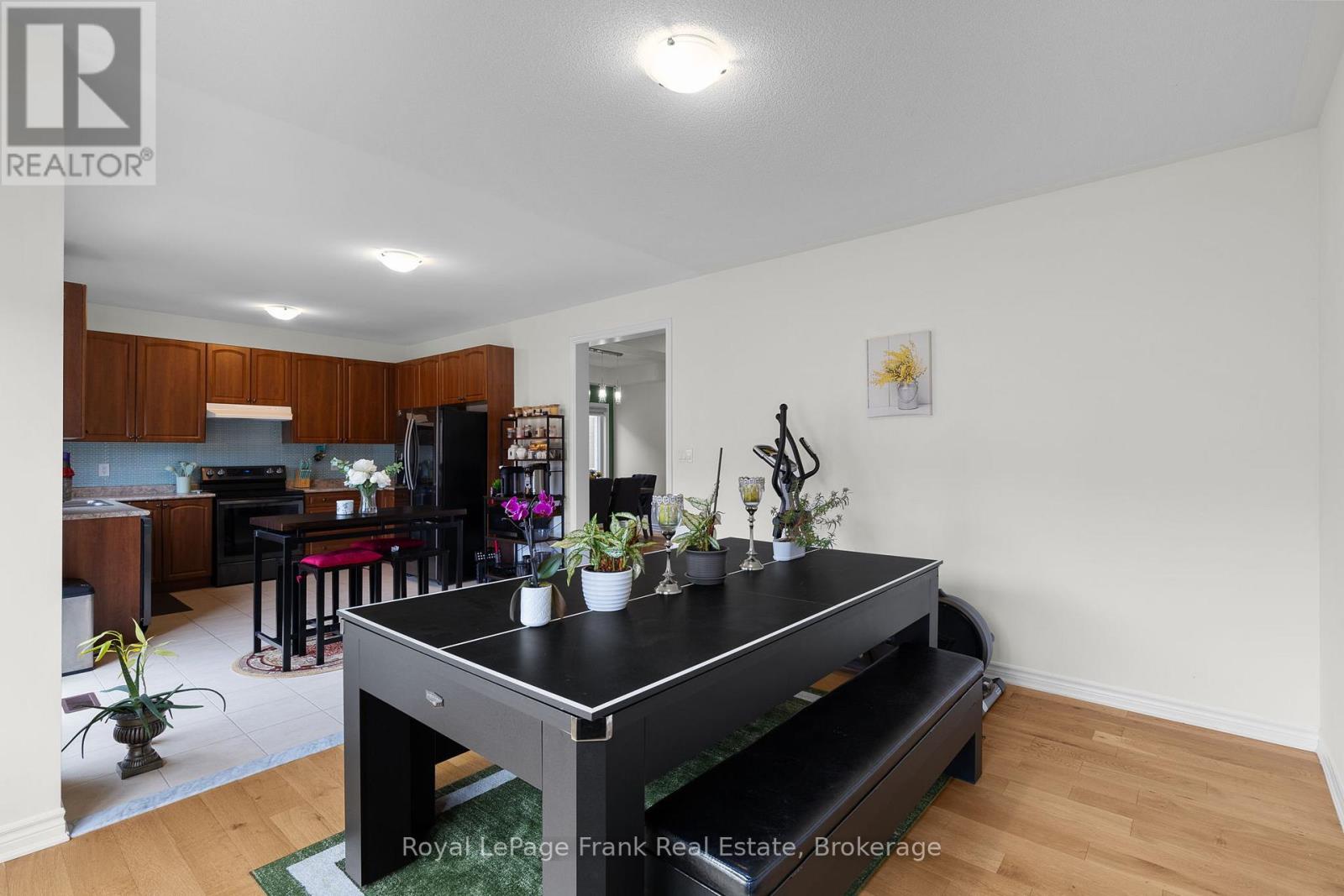 18 STODDART STREET - 25