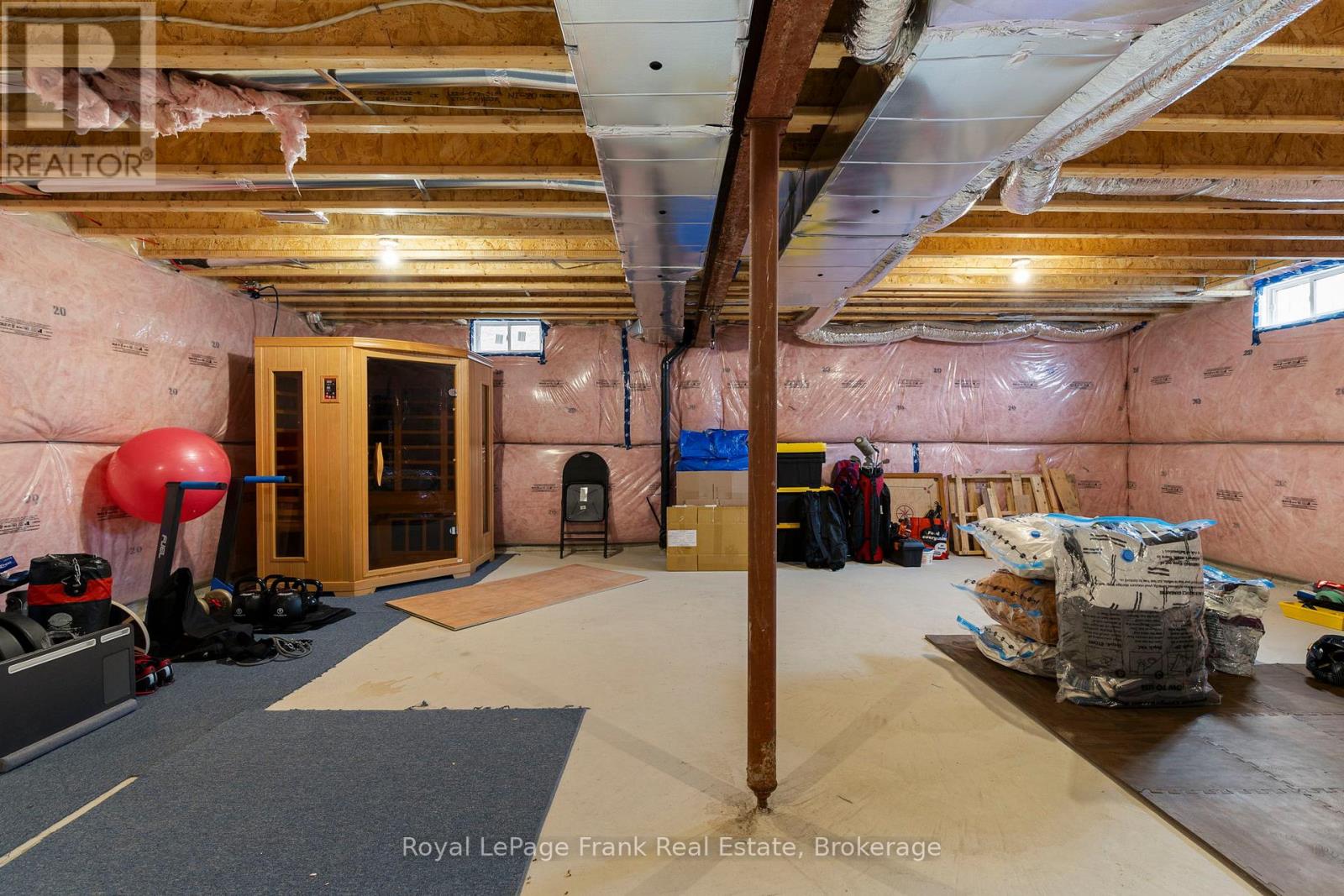 18 STODDART STREET - 42