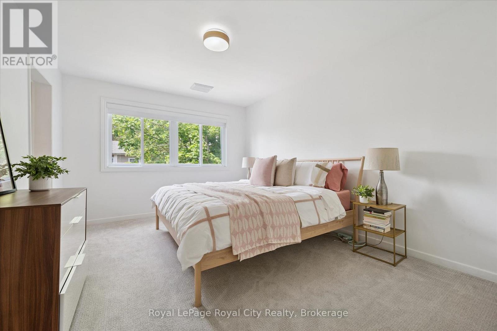 #149 295 WATER STREET - 26