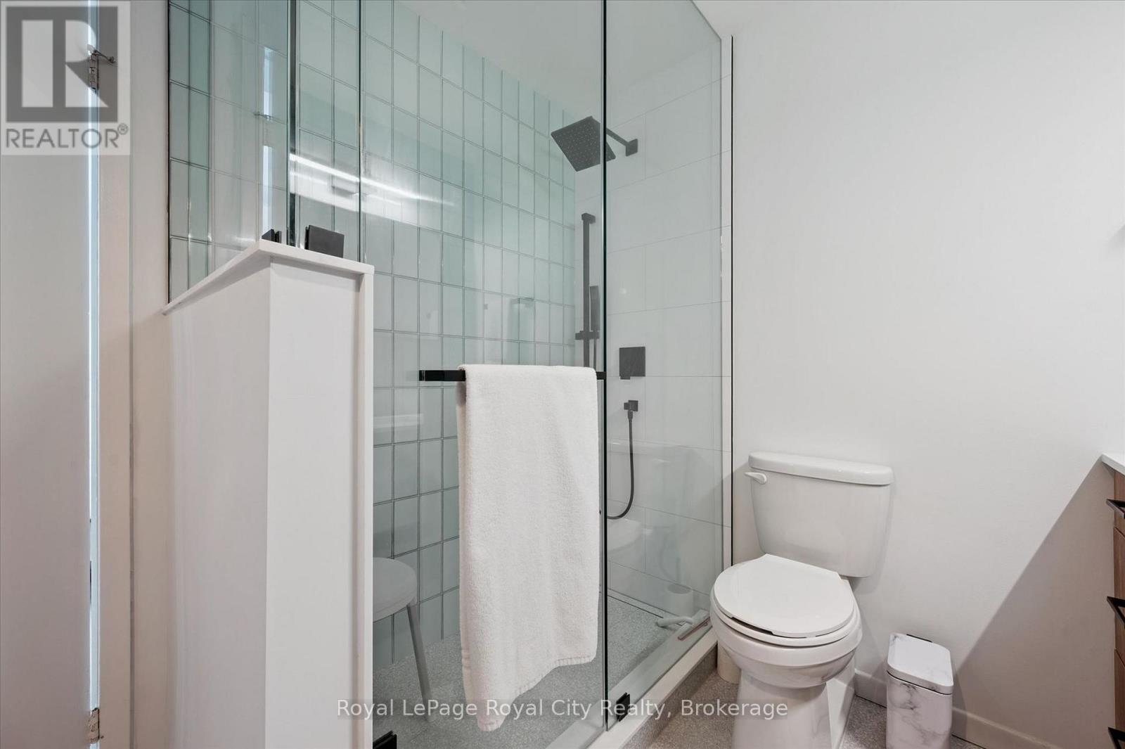 #149 295 WATER STREET - 30