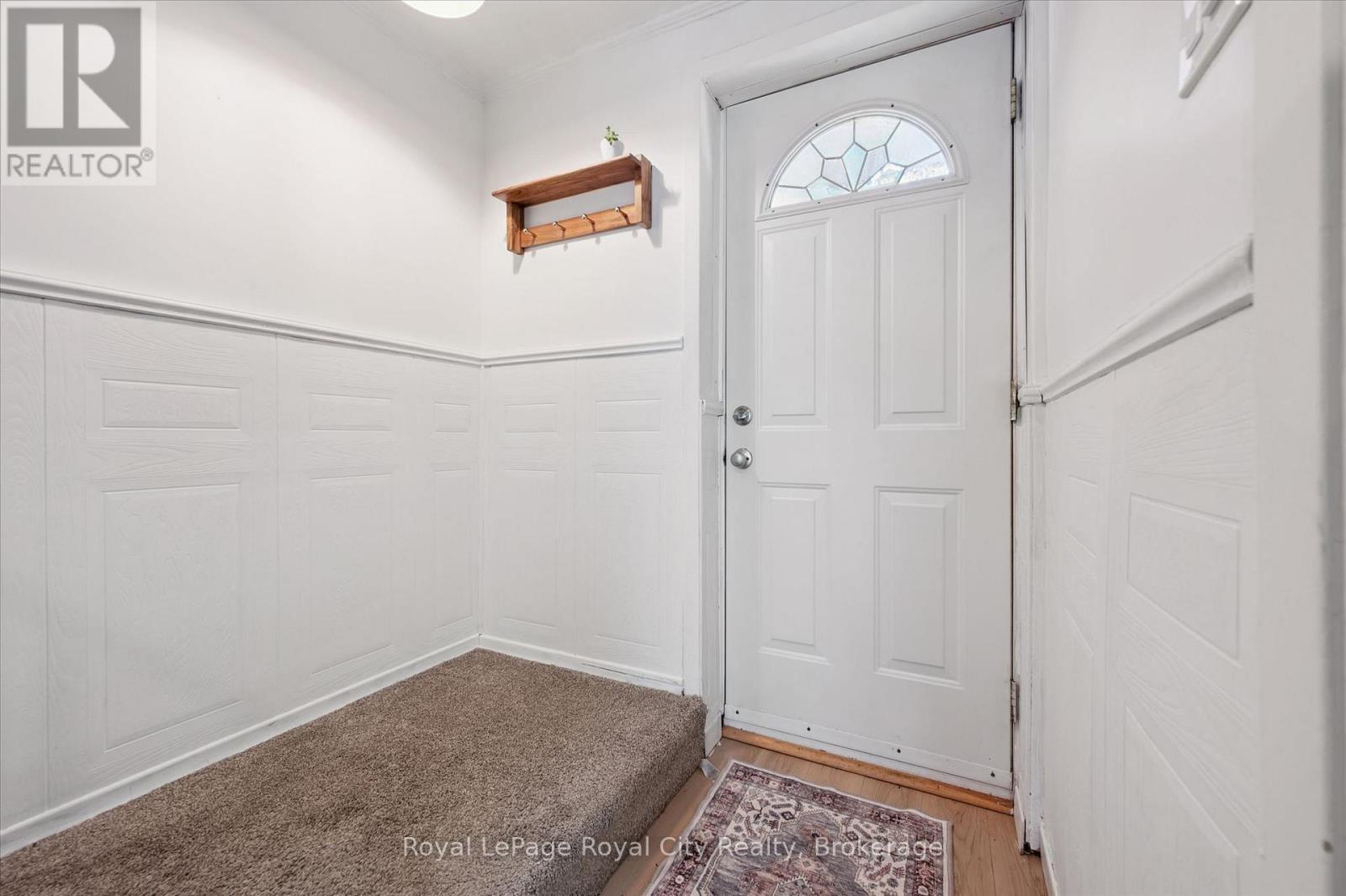 #149 295 WATER STREET - 31