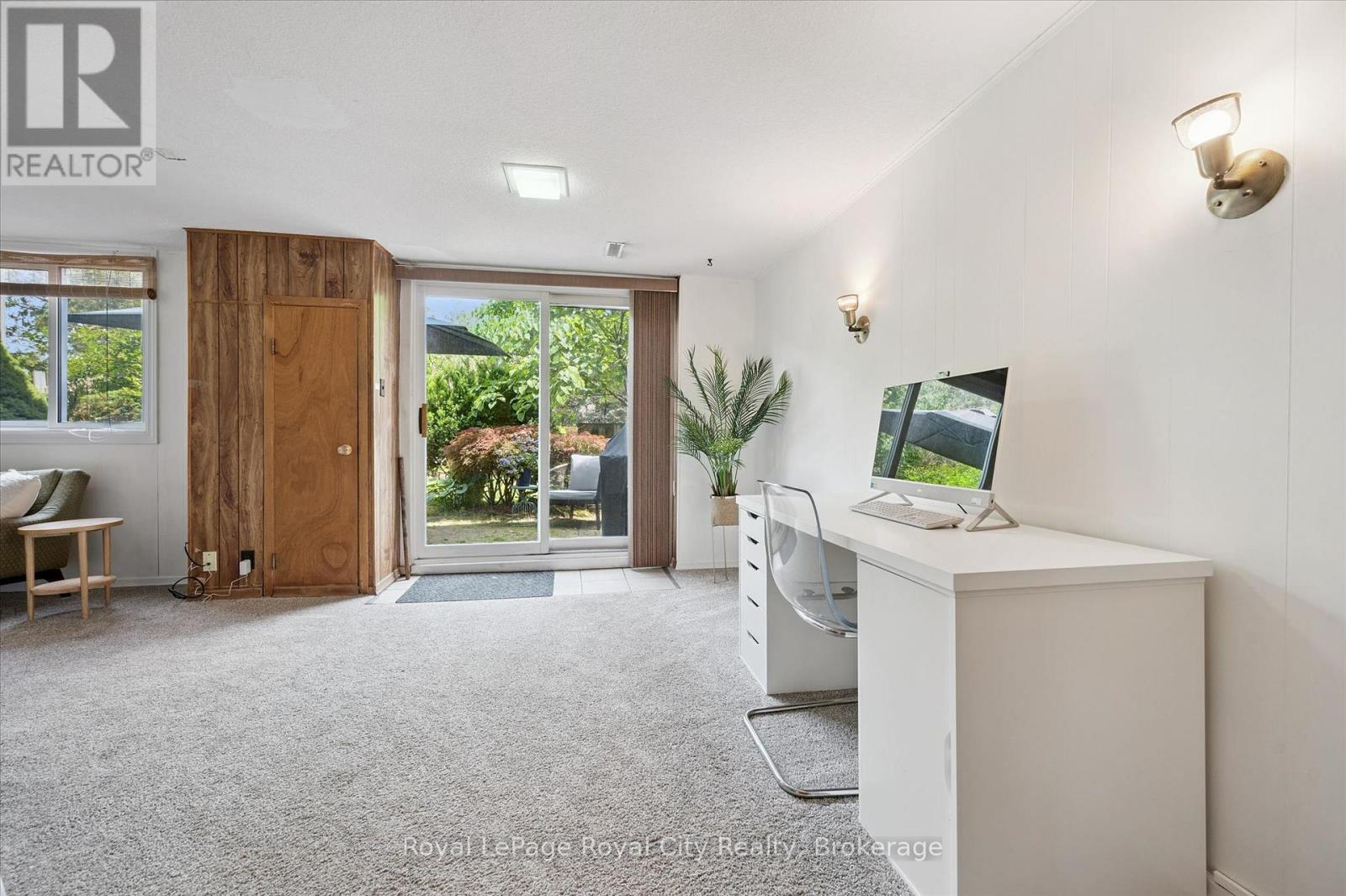 #149 295 WATER STREET - 32