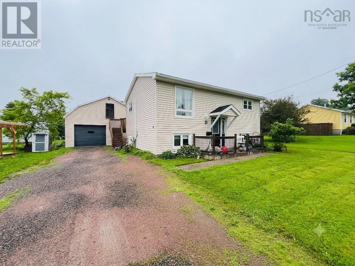 21 Snowden Avenue - 1