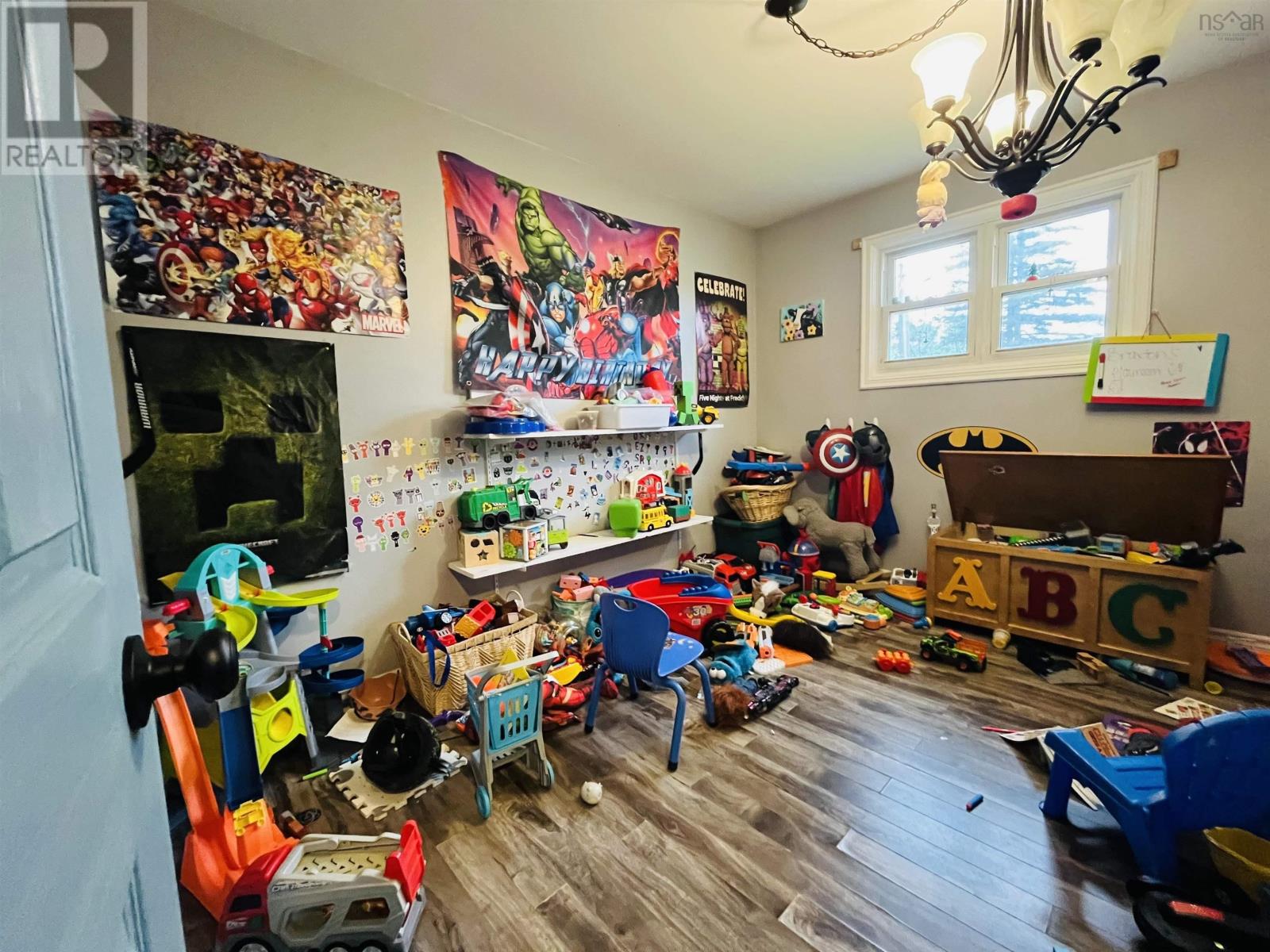 21 Snowden Avenue - 21