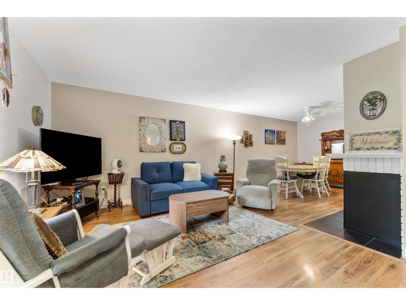 5802 172 St NW photo 3 — MLS® E4496922