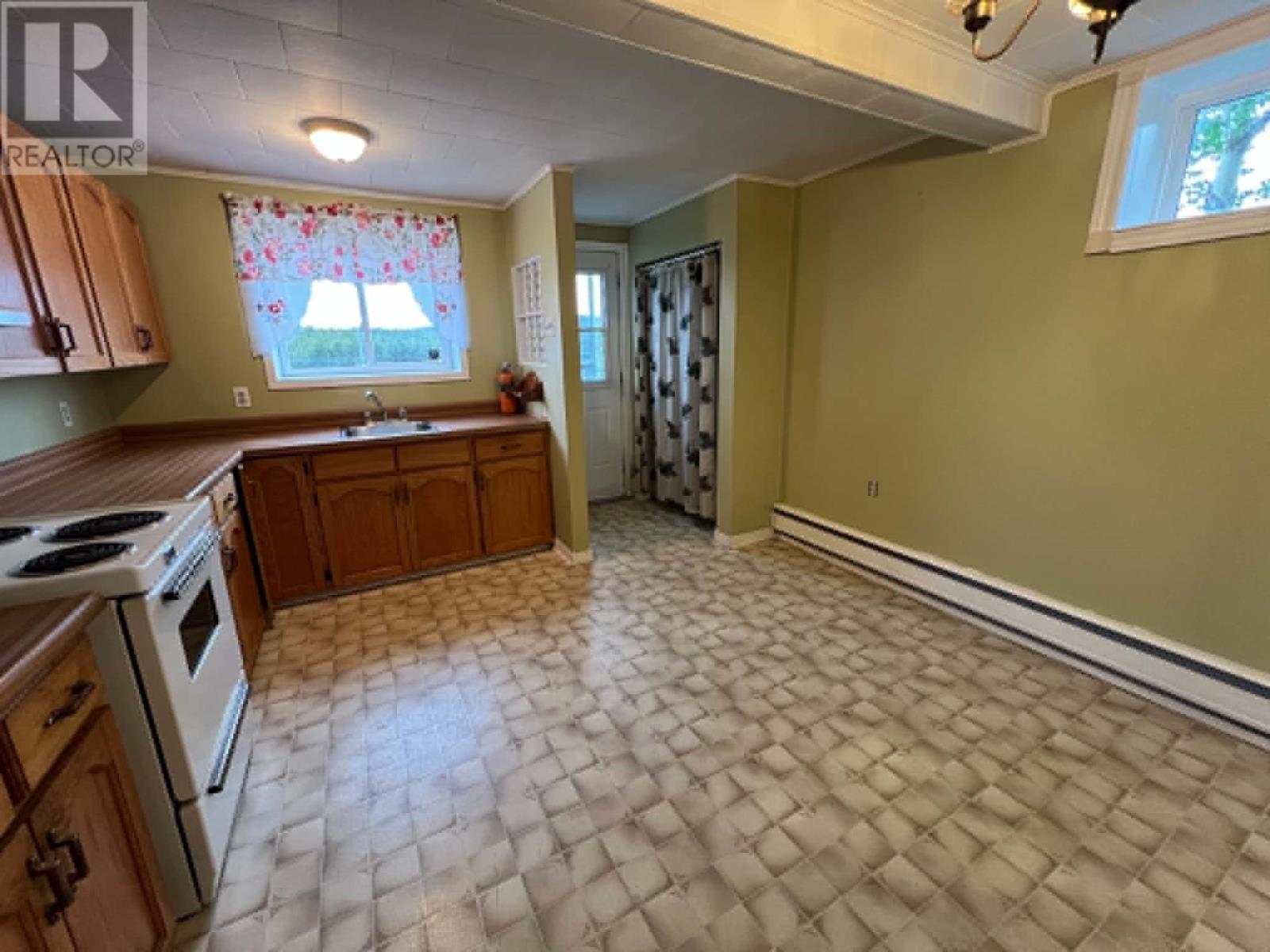 67 Main Road - 25