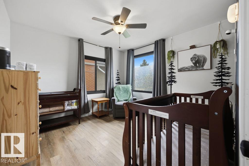 10932 151 ST NW - 18