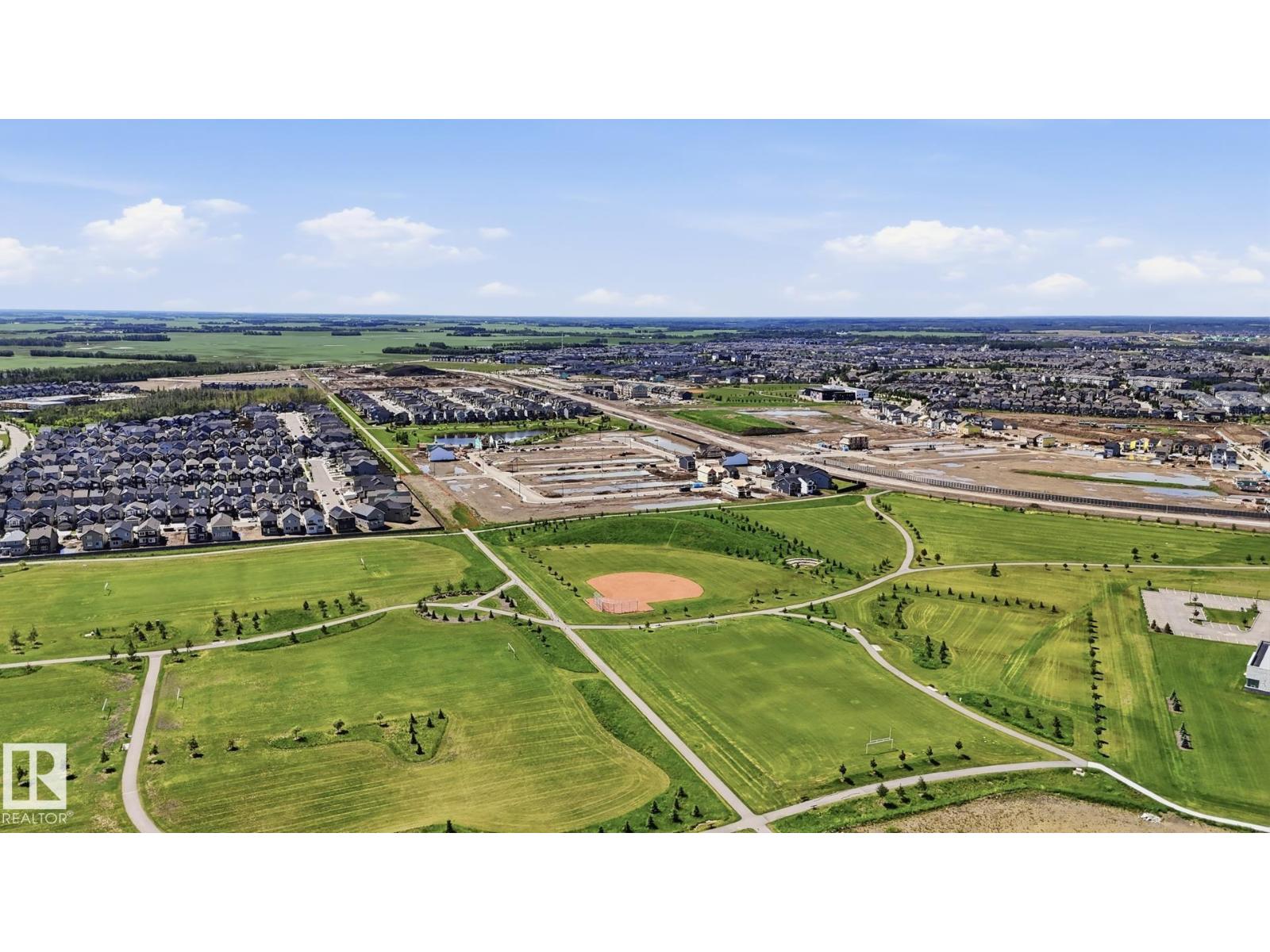 #415 12035 22 AV SW - 32
