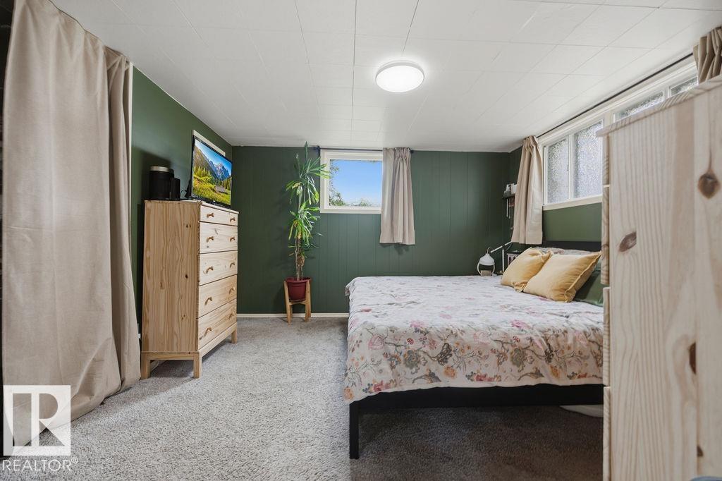 10932 151 ST NW - 30