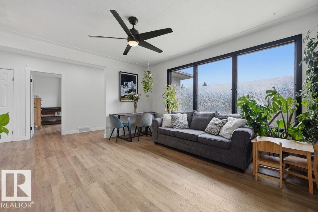 10932 151 ST NW - 8