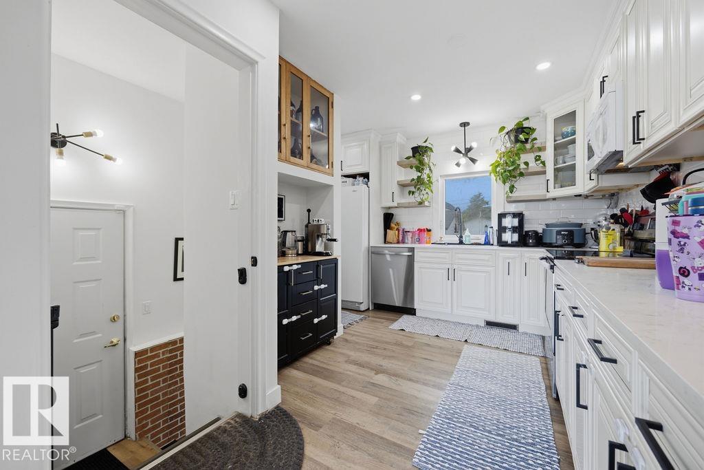 10932 151 ST NW - 13