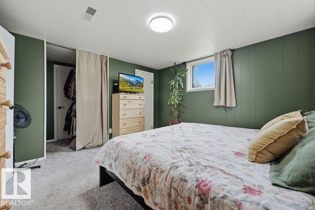 10932 151 ST NW - 32