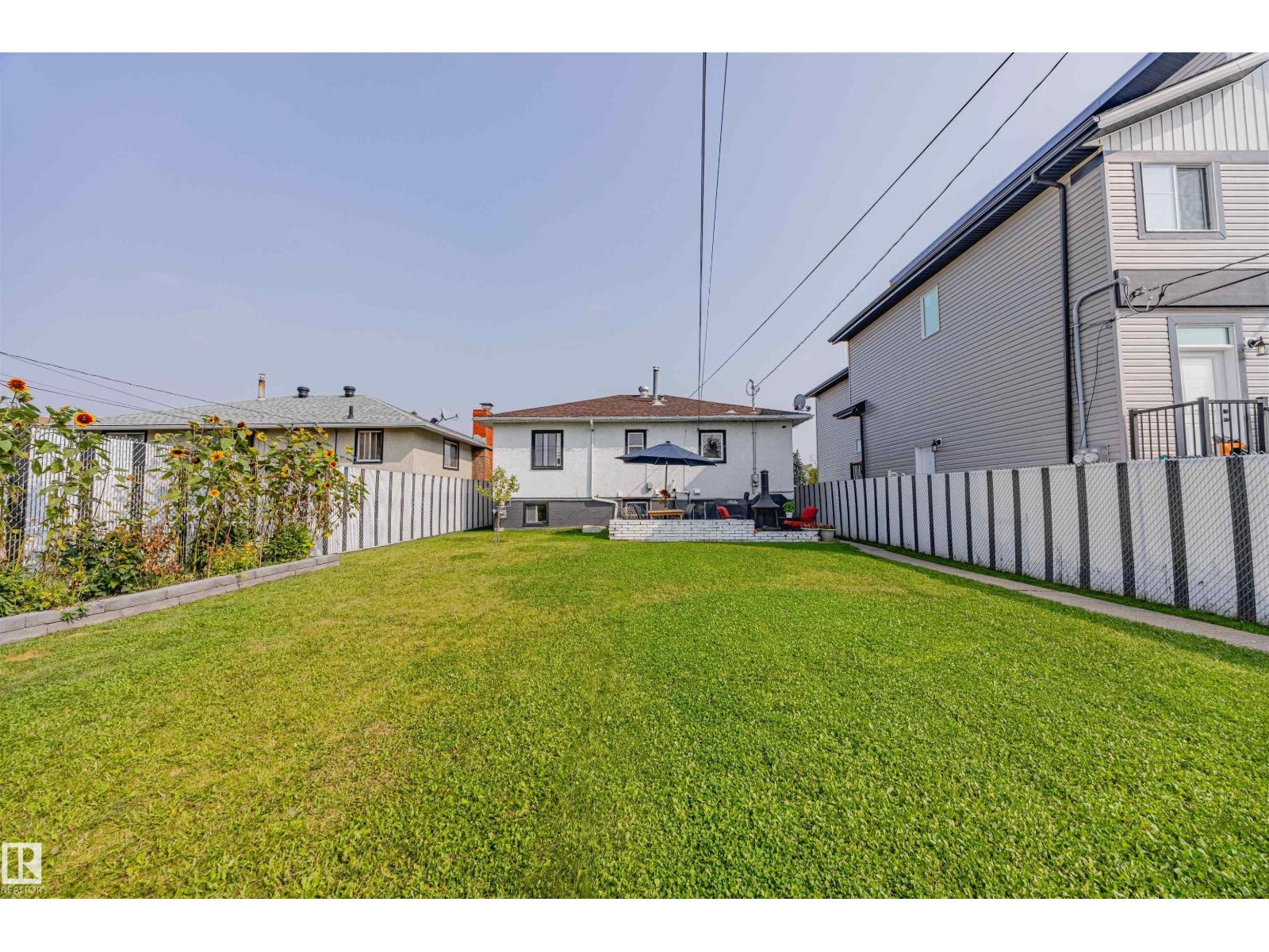 10932 151 ST NW - 41
