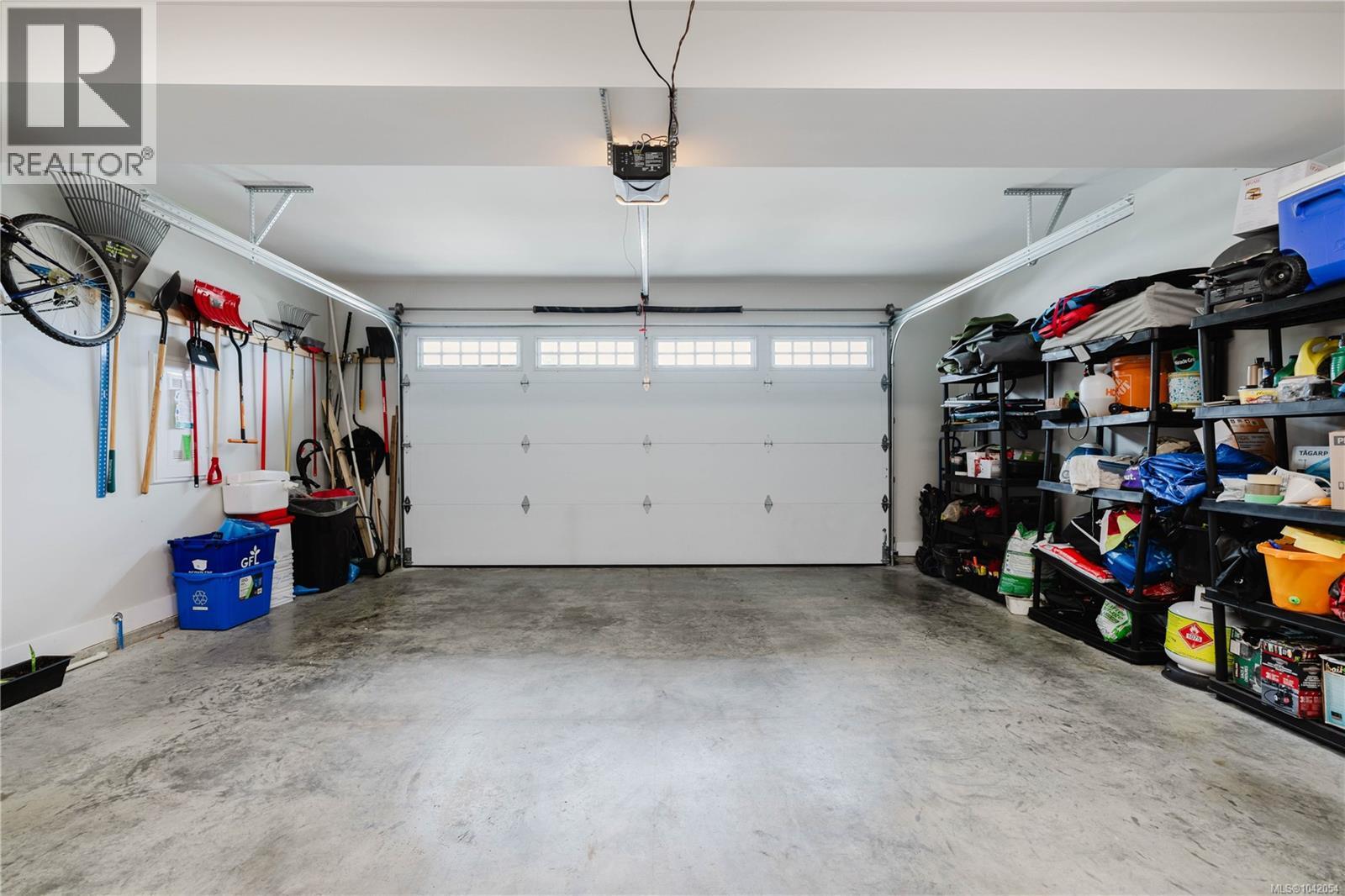 1375 Flint Ave - 55