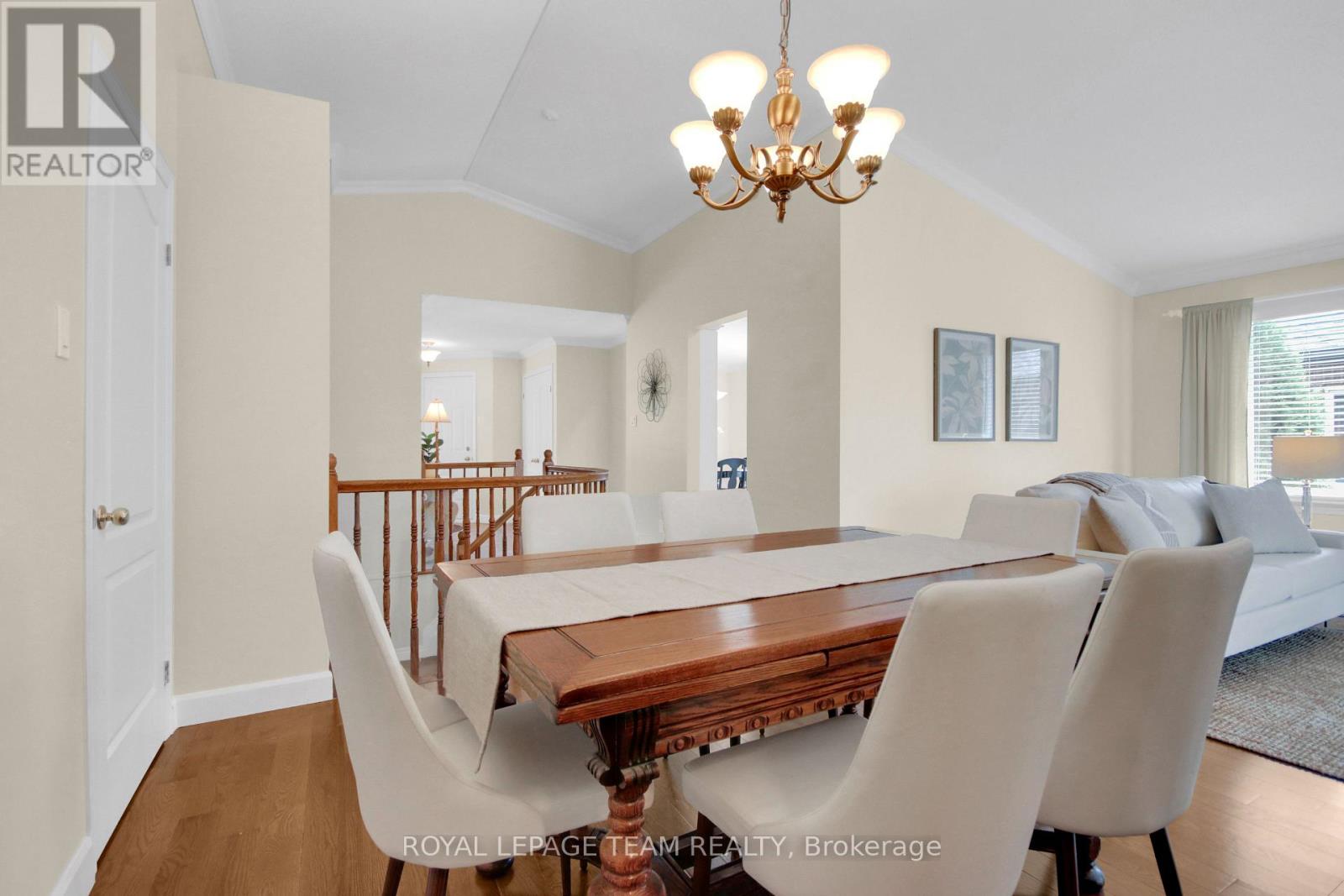 3 Bed, 3 Bath House for Sale in Ottawa – 83 WATERTHRUSH CRESCENT, Ottawa – MLS# X13526958 - Image 15