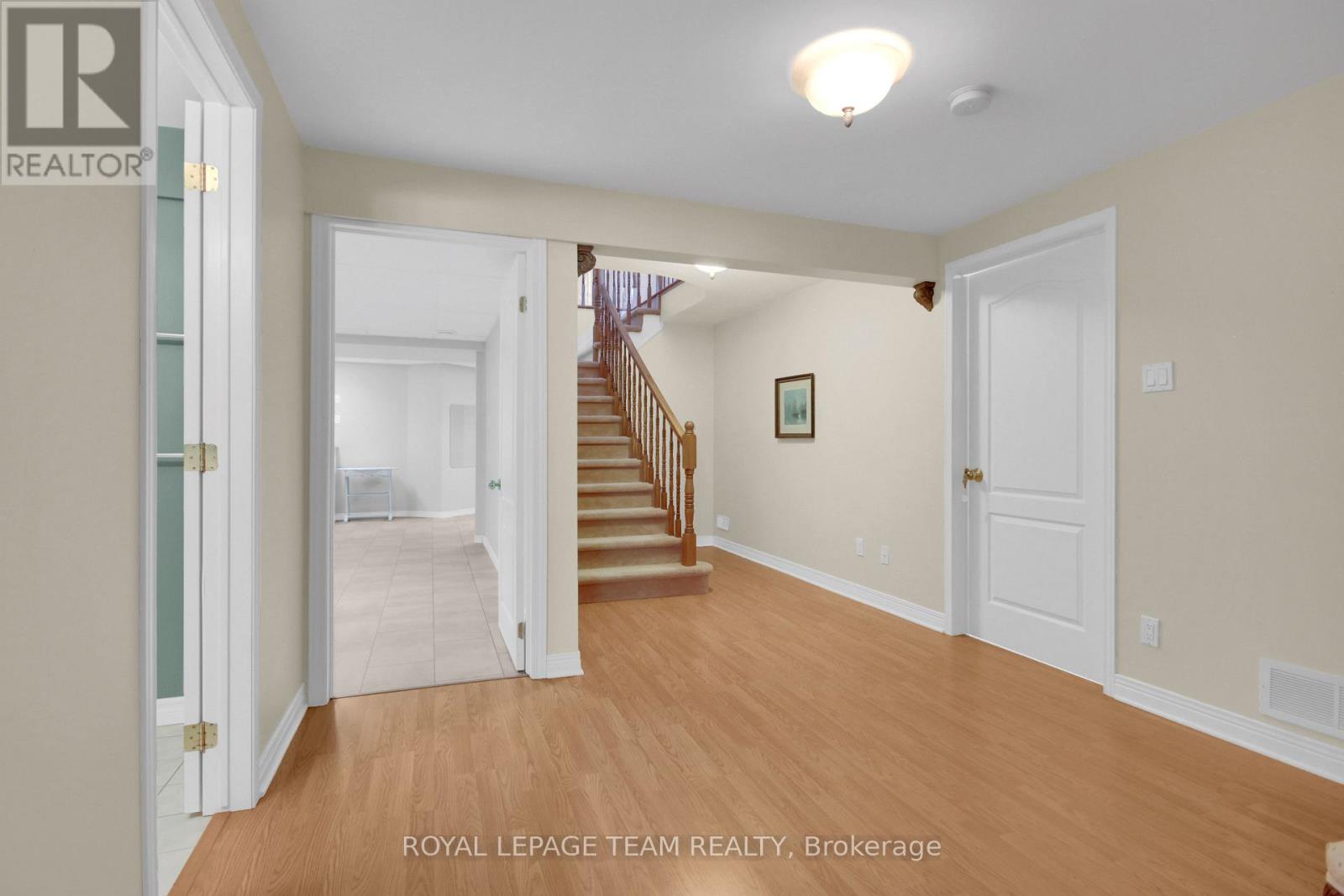 3 Bed, 3 Bath House for Sale in Ottawa – 83 WATERTHRUSH CRESCENT, Ottawa – MLS# X13526958 - Image 38