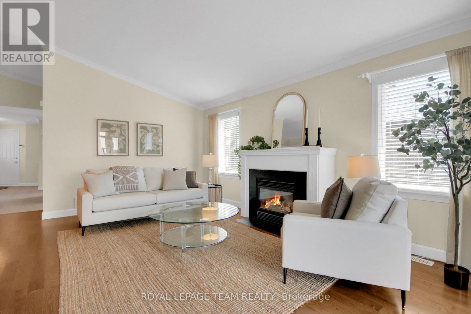 3 Bed, 3 Bath House for Sale in Ottawa – 83 WATERTHRUSH CRESCENT, Ottawa – MLS# X13526958 - Image 8