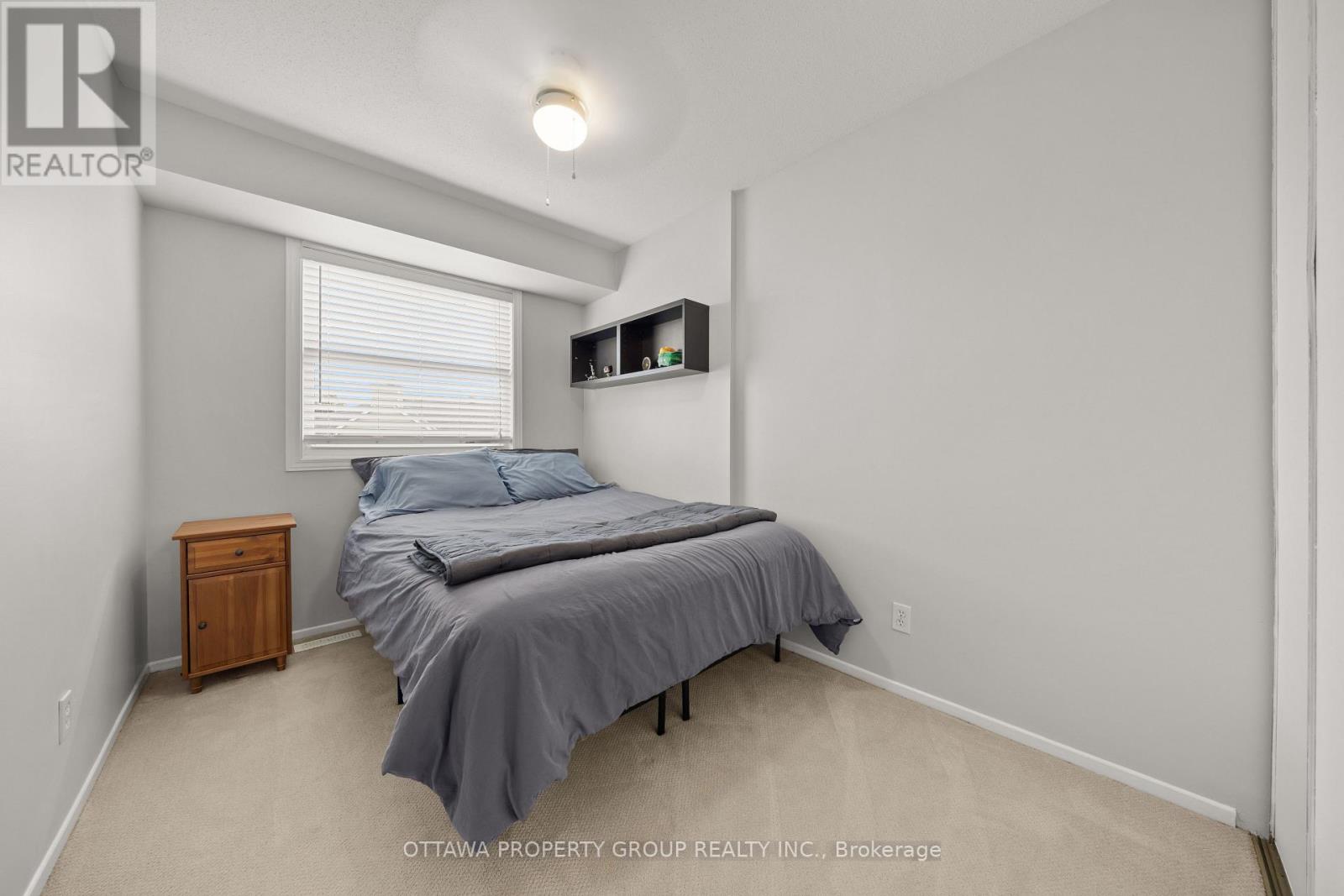 13 BENTBROOK CRESCENT - 16