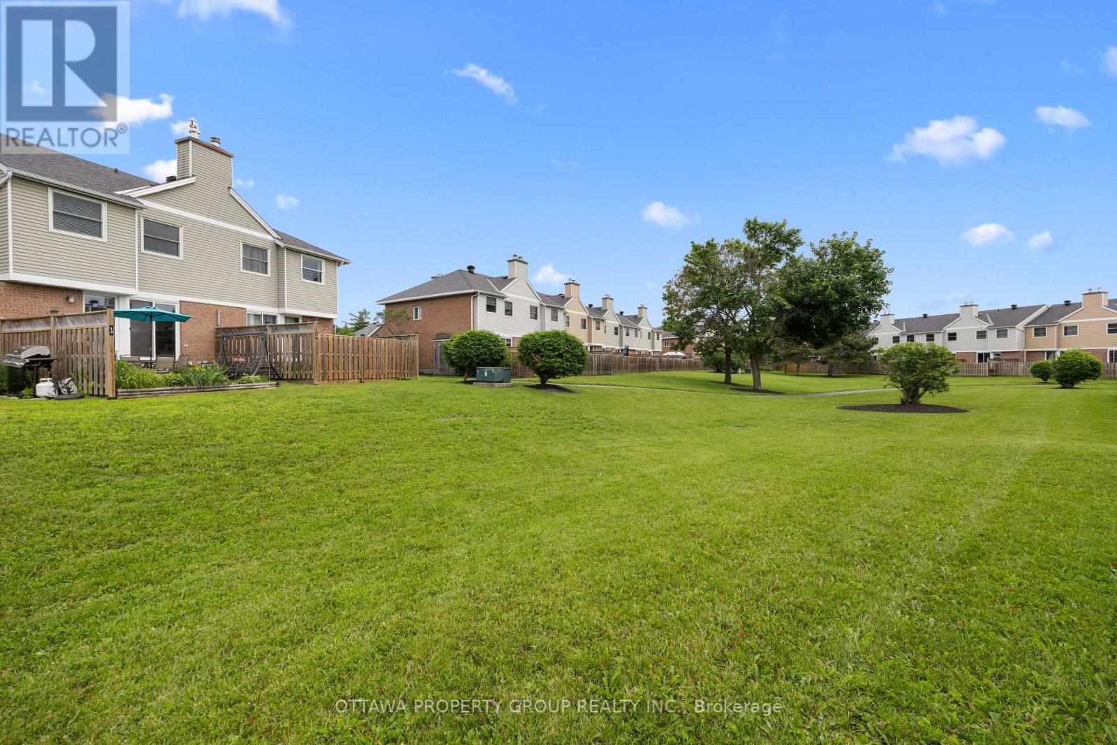 13 BENTBROOK CRESCENT - 21