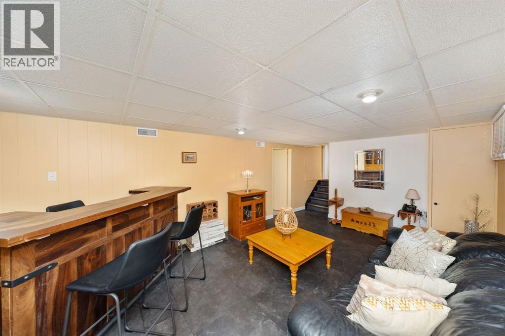 1220 RIDGEWOOD DRIVE - 20