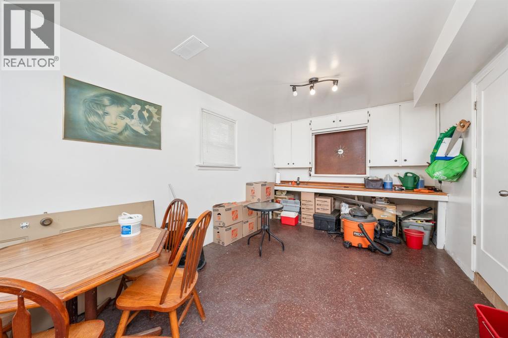 1220 RIDGEWOOD DRIVE - 27