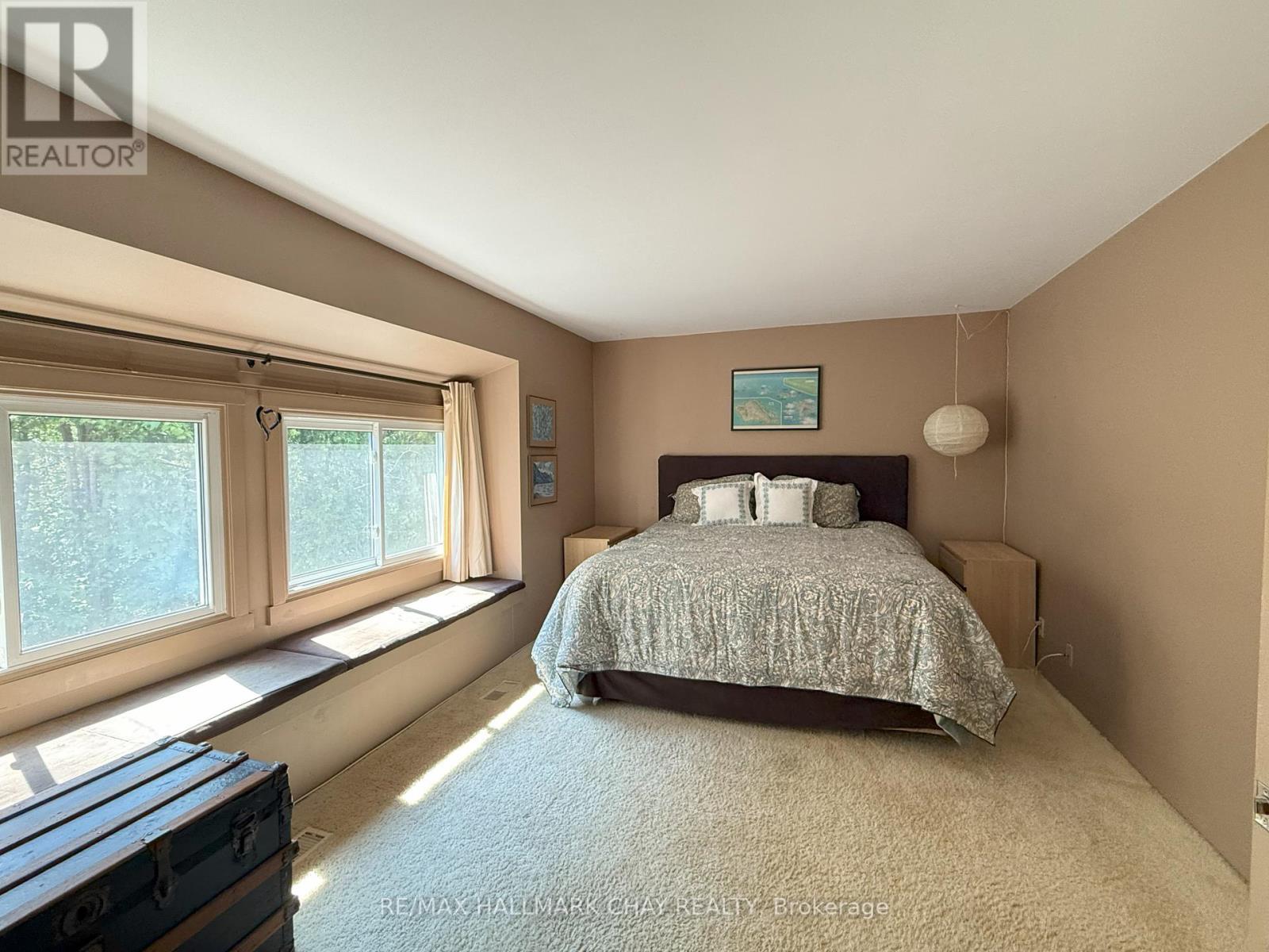 #18 128 ESCARPMENT CRESCENT - 7