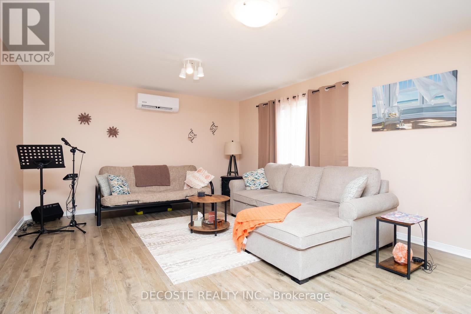 87 TONIA STREET - 20