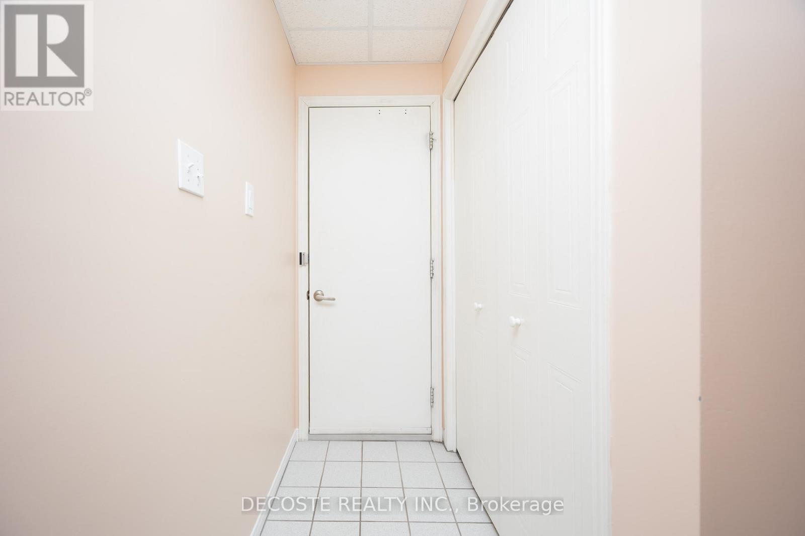 87 TONIA STREET - 27