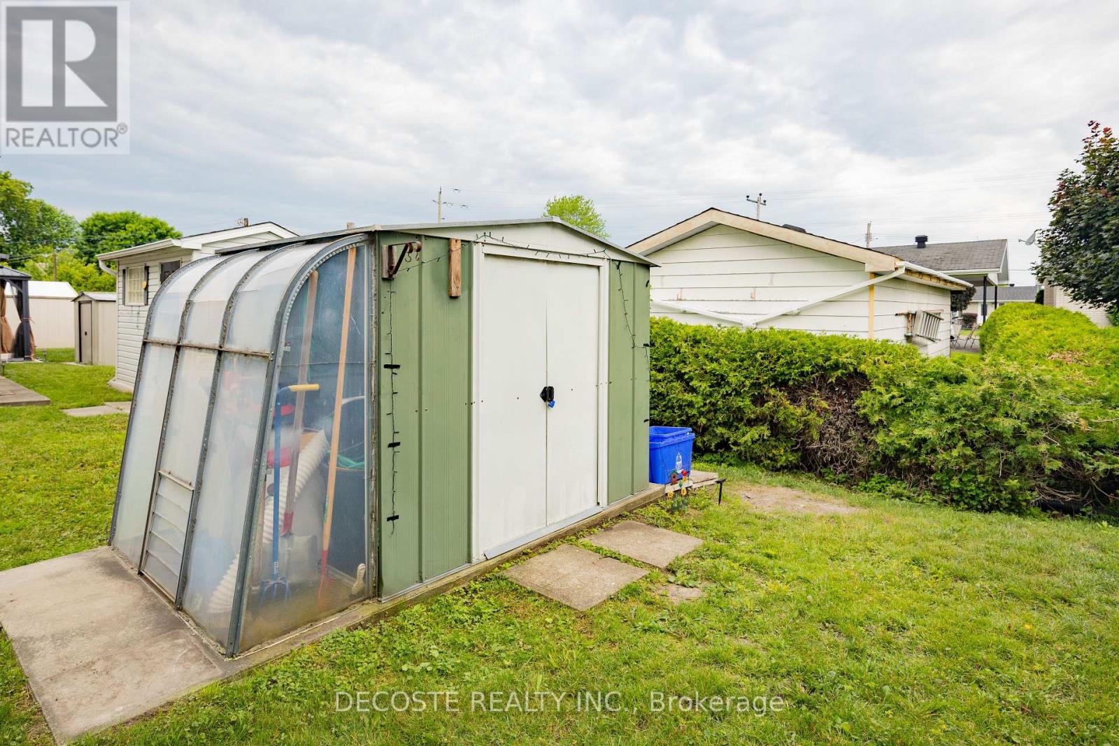 87 TONIA STREET - 31