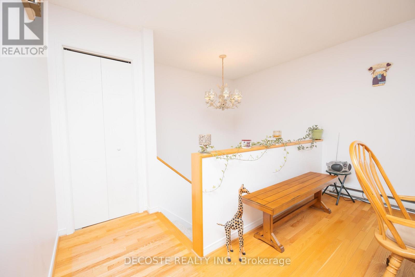 87 TONIA STREET - 5