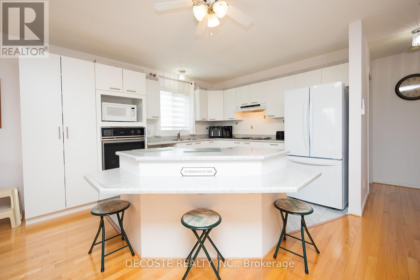 87 TONIA STREET - 7