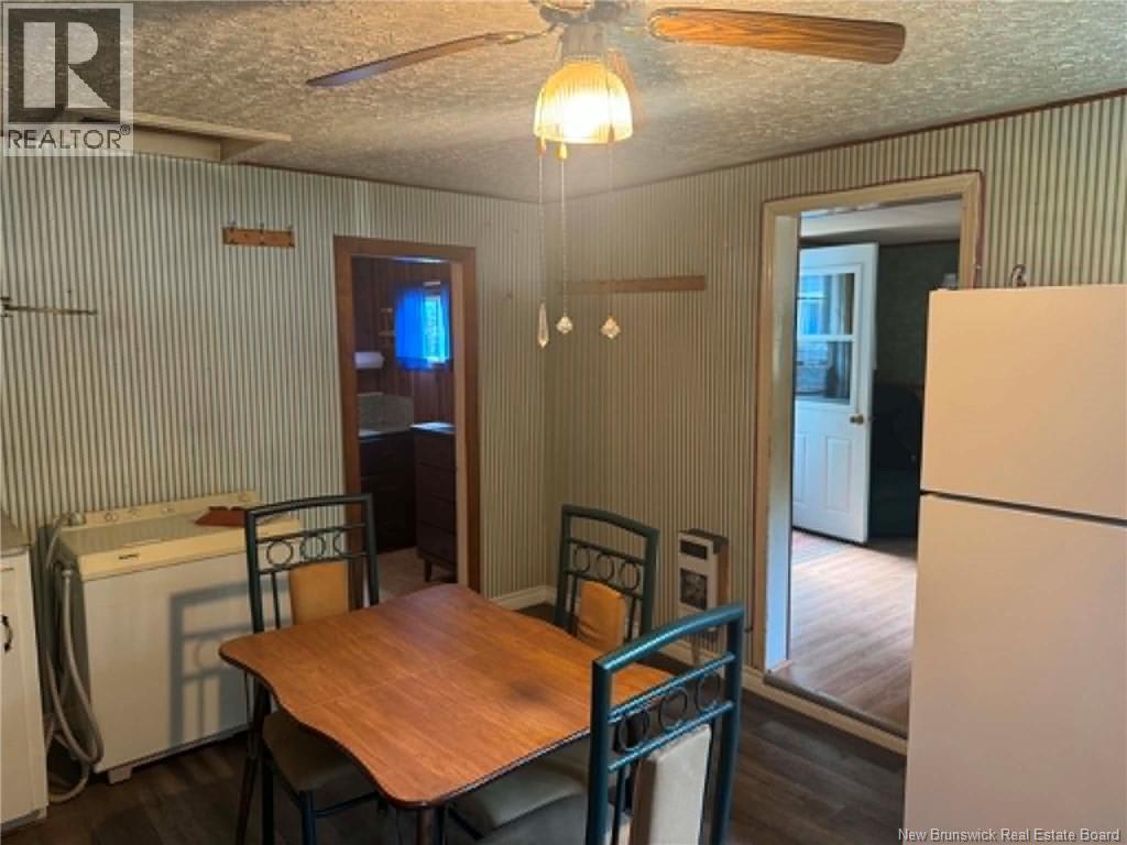 10 Cross Road - Image 7