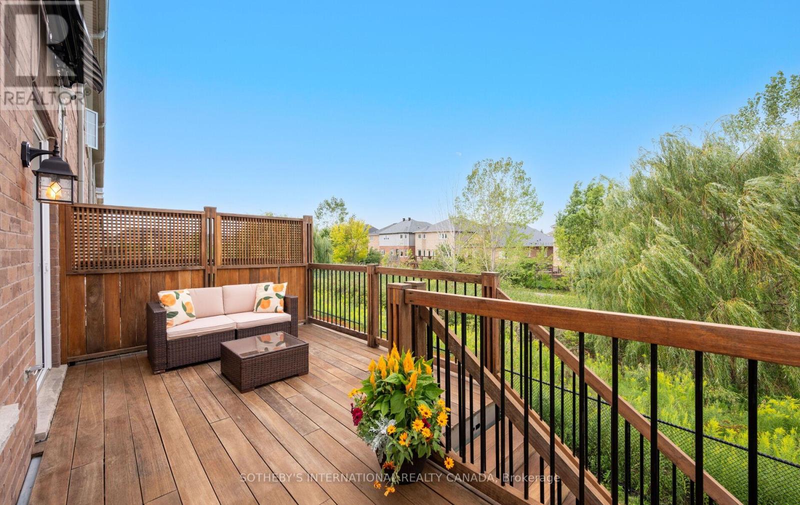 #21 745 FARMSTEAD DRIVE - 16