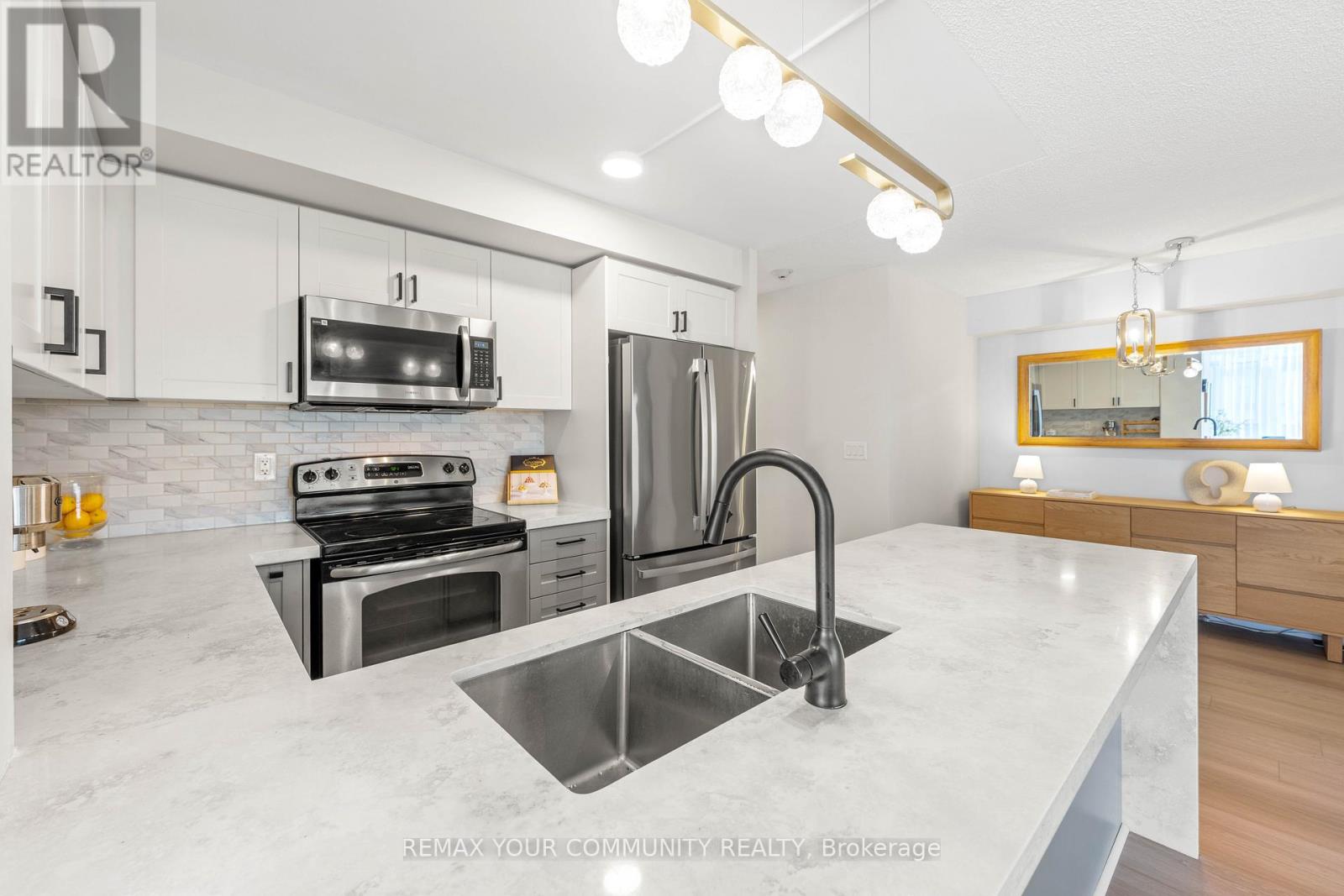 #609 1940 IRONSTONE DRIVE - 15
