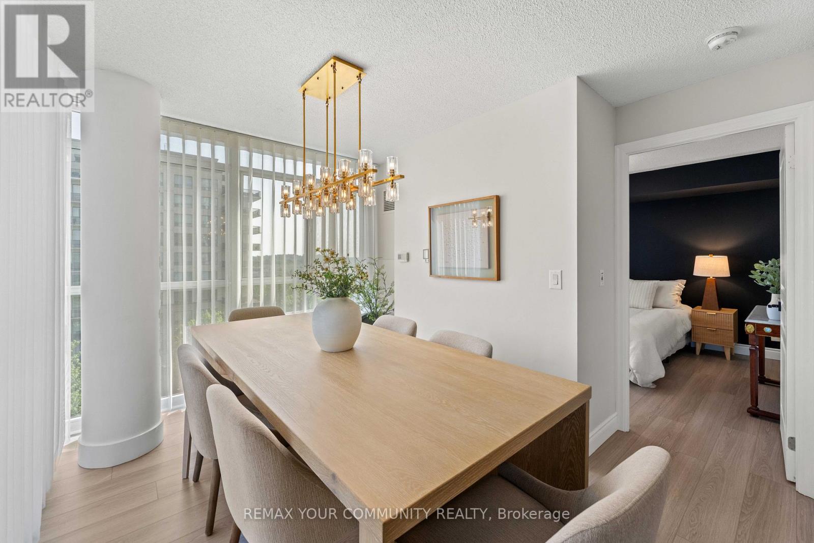 #609 1940 IRONSTONE DRIVE - 26