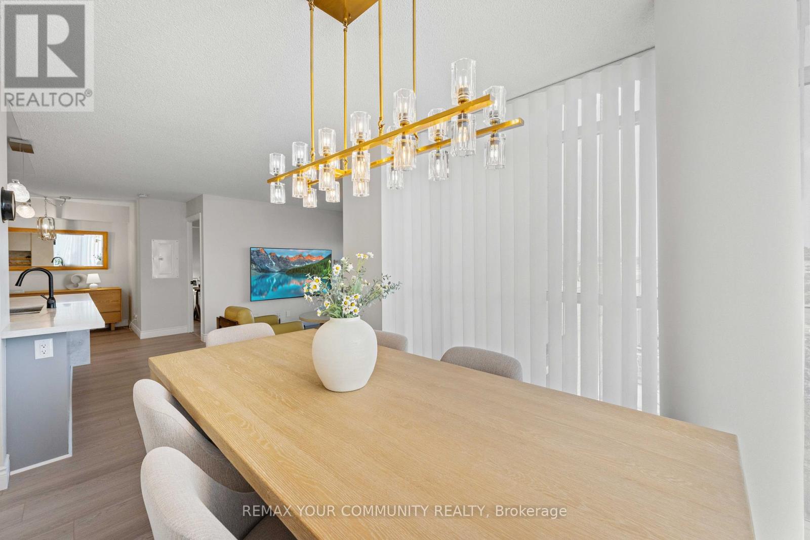 #609 1940 IRONSTONE DRIVE - 28