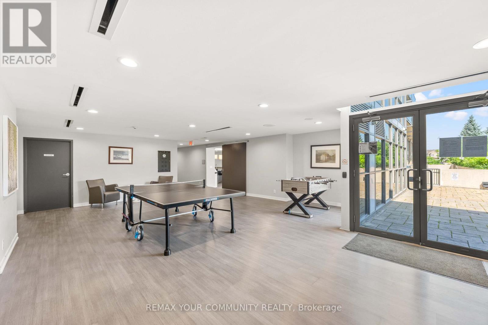 #609 1940 IRONSTONE DRIVE - 45