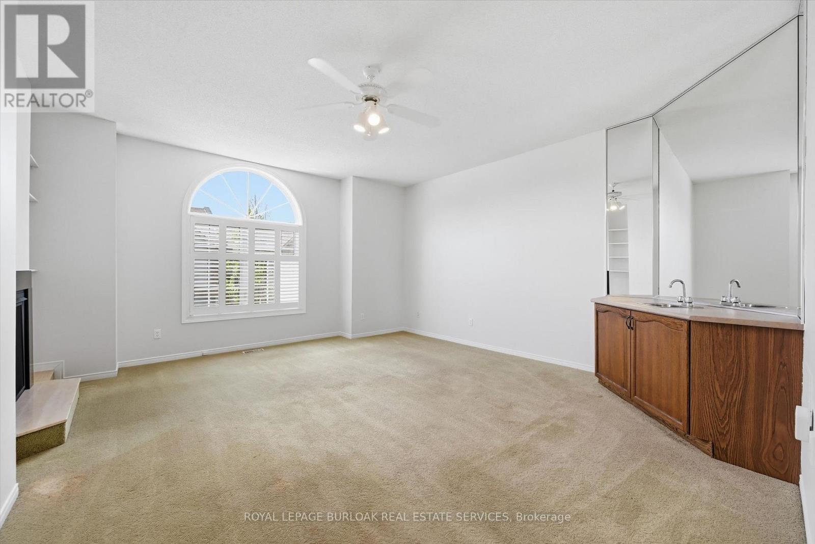 #19 3333 NEW STREET - 16