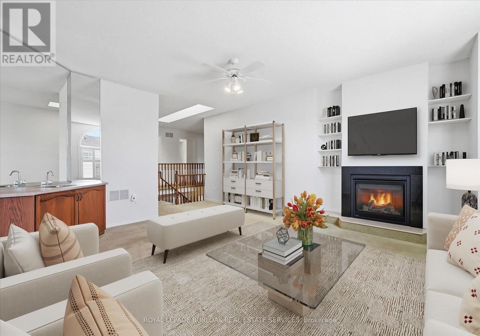 #19 3333 NEW STREET - 19